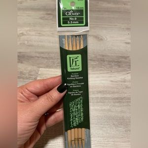 Clover size 9 (5.5mm) DPN Bamboo Knitting Needles
